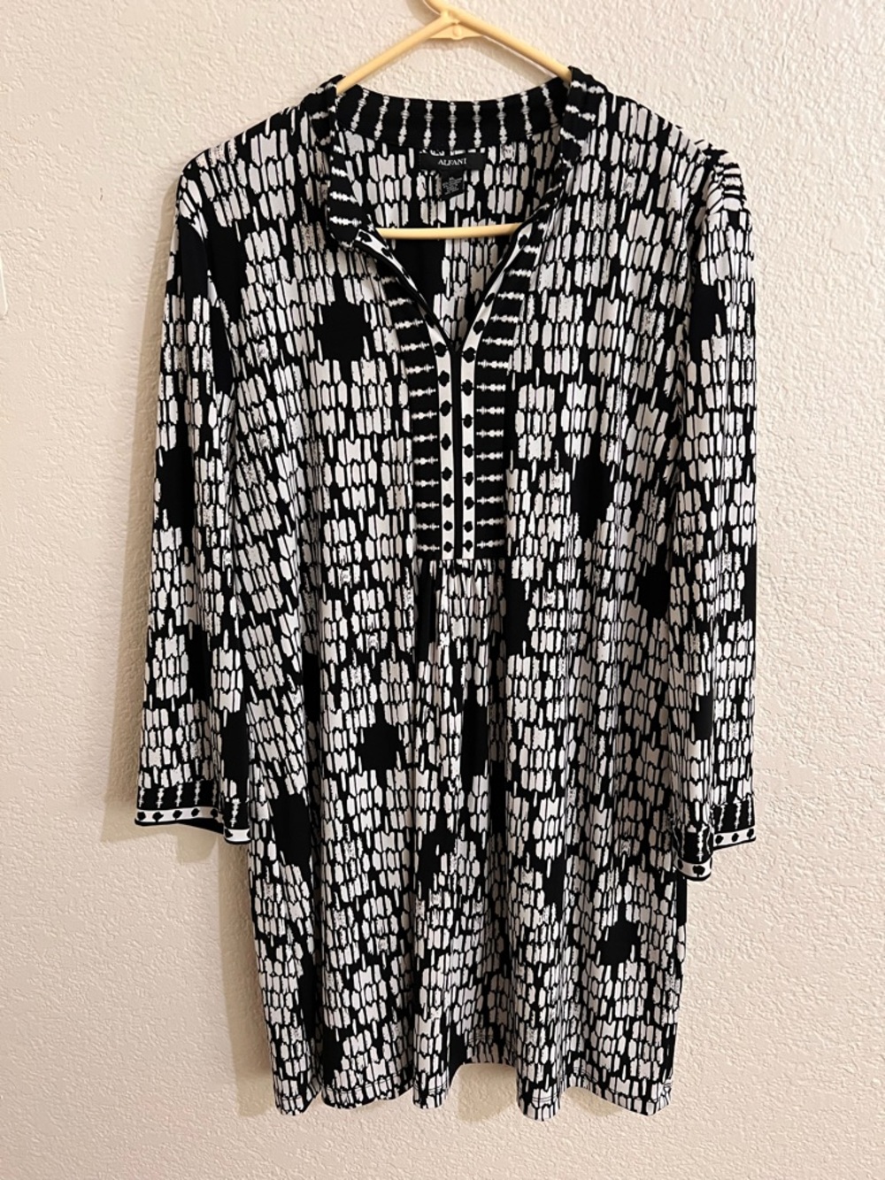 Alfani Black and White Long Sleeve Printed Tunic Dress